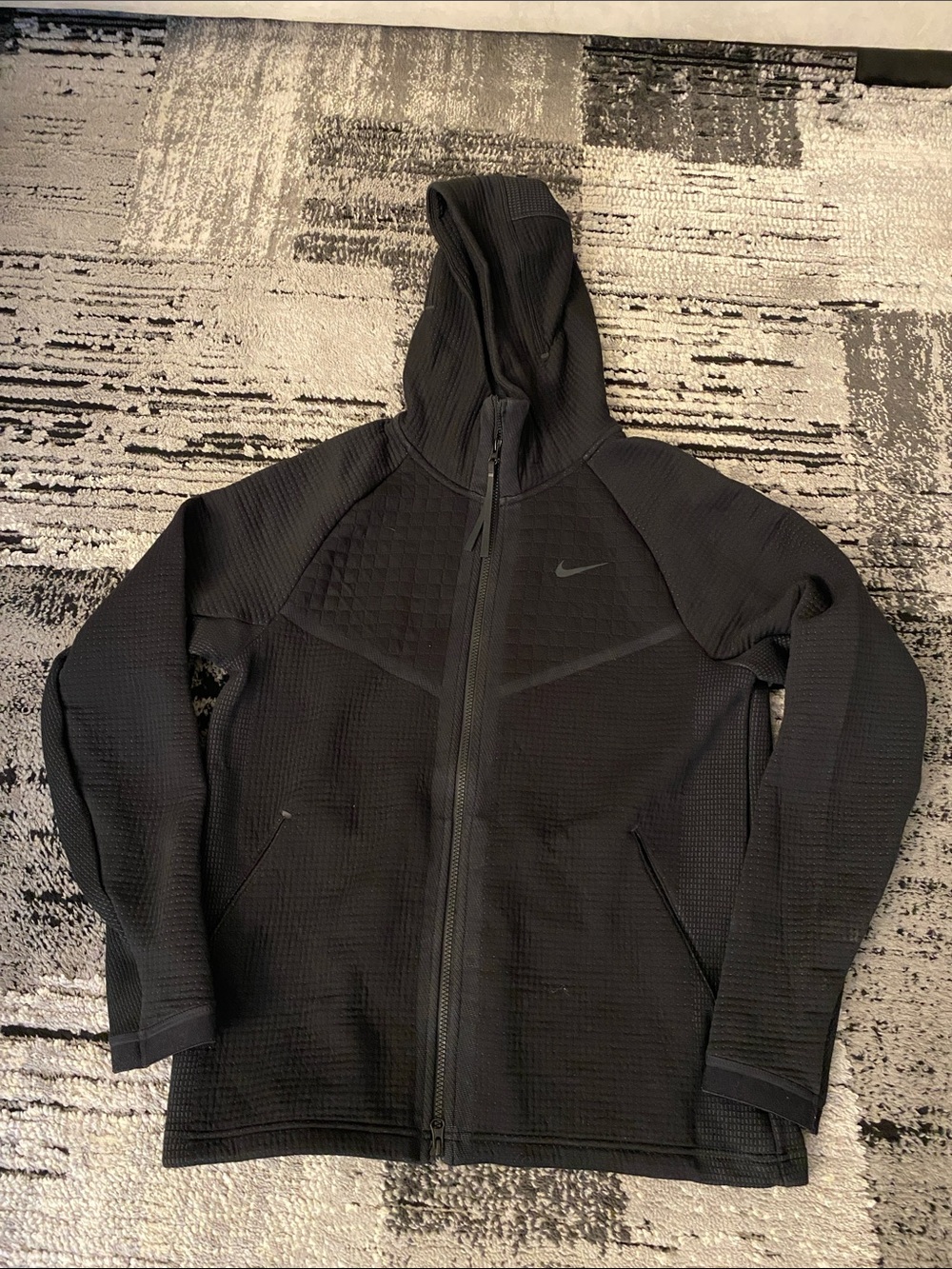 Men’s Nike Tech Windrunner Fleece Quilted Zip Up Hoodie Jacket Medium